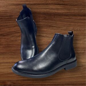 Nick Graham Men’s Black Chelsea Boots. Size 8.5